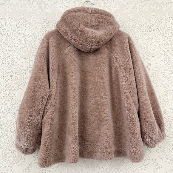 ASM ANNA Australian Wool Oversized Teddy Jacket with Hoodie - Picture 9 of 16
